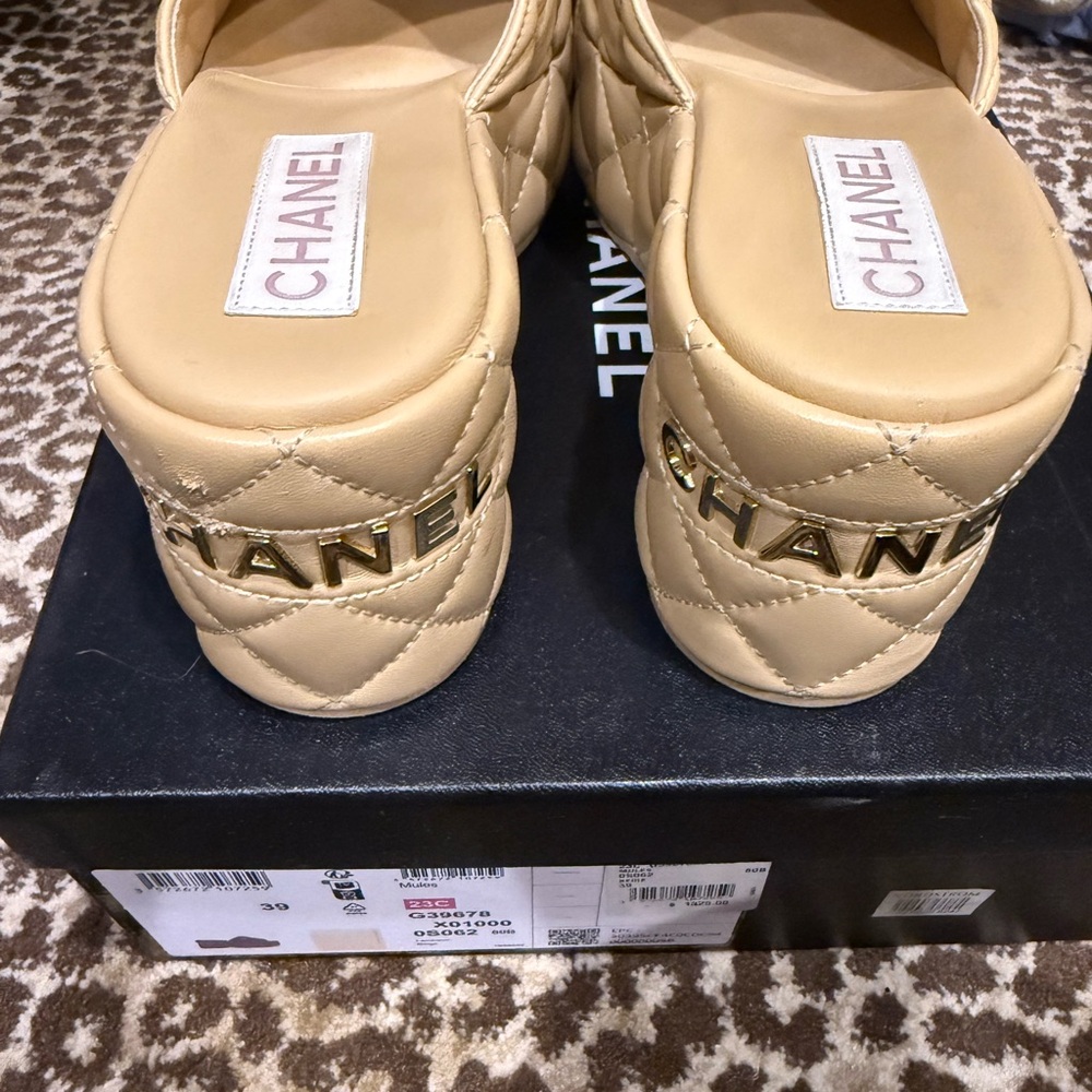 Chanel Tan Quilted Women's Sandals size 9 - Picture 6 of 10